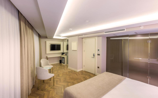 Great Fortune Concept Hotel