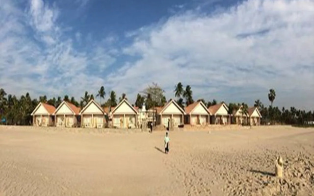 Central Ngwesaung Resort
