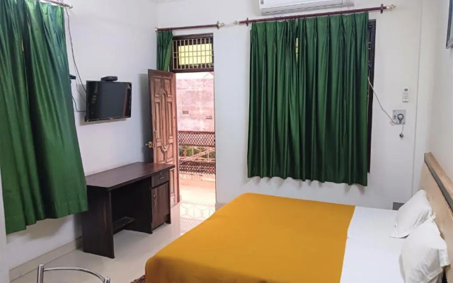Nandini Homestay