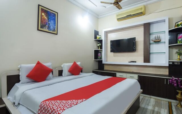 OYO 13092 Comfort Inn