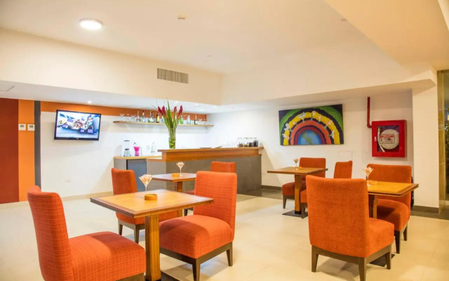 Hotel San Agustin Riviera