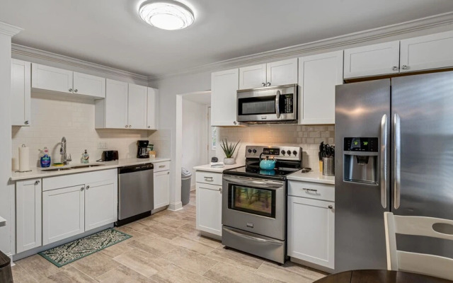 2 bedroom, Downs Avenue