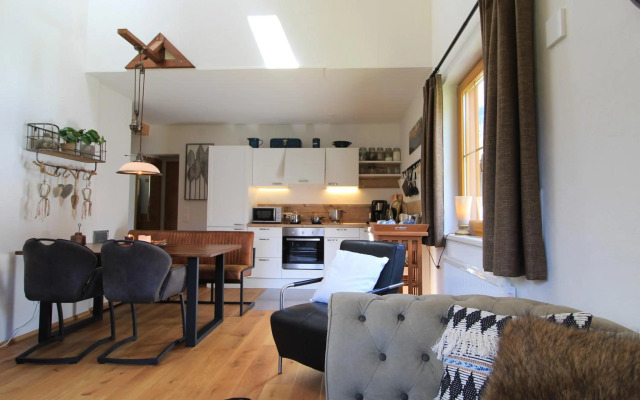 FeWo KITZ - Ski-to-door Apartment