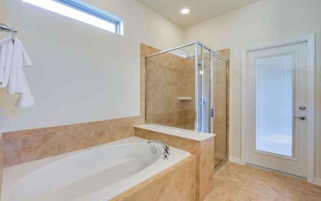 Windsor at Westside - 8875 Qin Loop