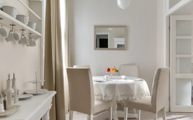 Chestnut & Eliza Suites - Superior Homes