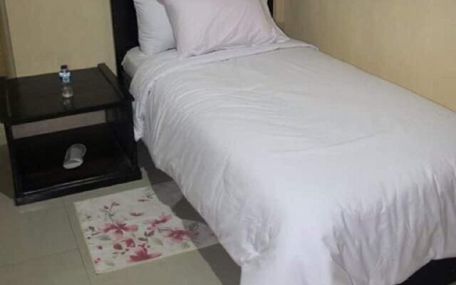 Hoga Dive Inn Wakatobi