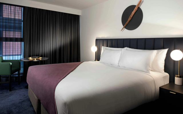 Midnight Hotel, Autograph Collection – Guest Rooms – Braddon