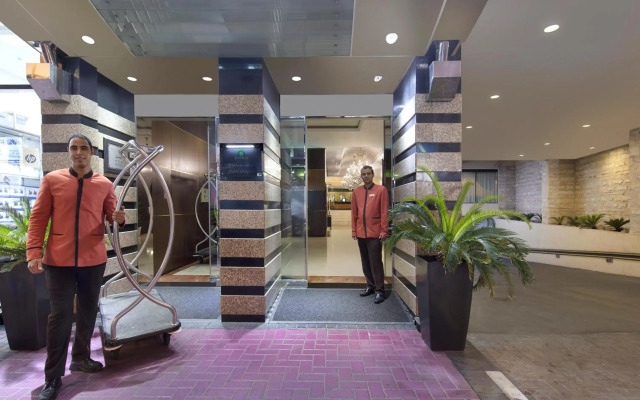 Gateway Hotel