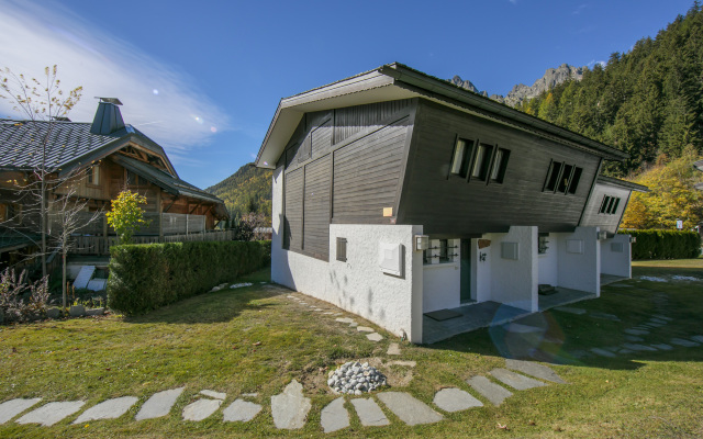 Chalet Charpoua in Le Tour Argenti re