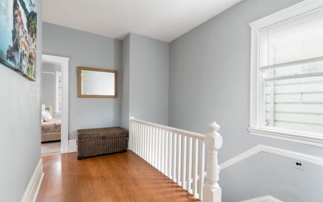 Large and Lovely 3 Bedroom Flat