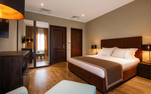 LETO Boutique Hotel