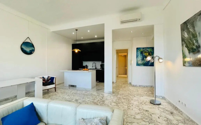Spacious 3 BR flat Nice center - magnificent view-parking