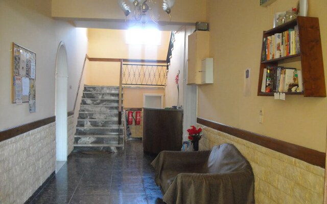 Maritsas Apartments