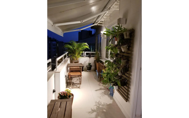 Top floor with balcony in Copacabana