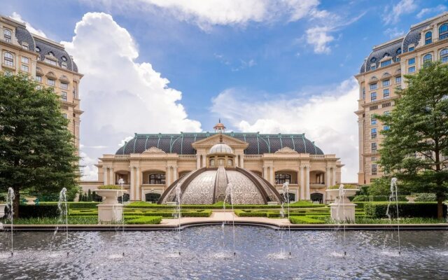 Grand Lisboa Palace Macau