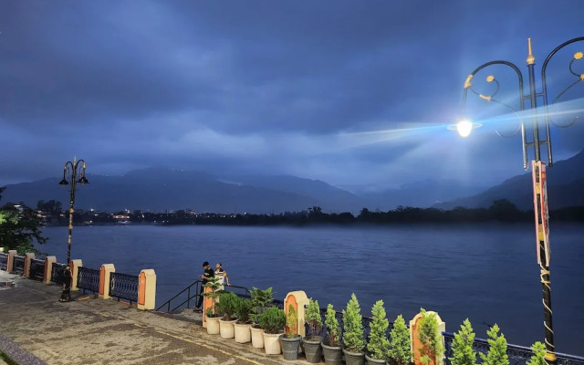 Stay On The Ganges