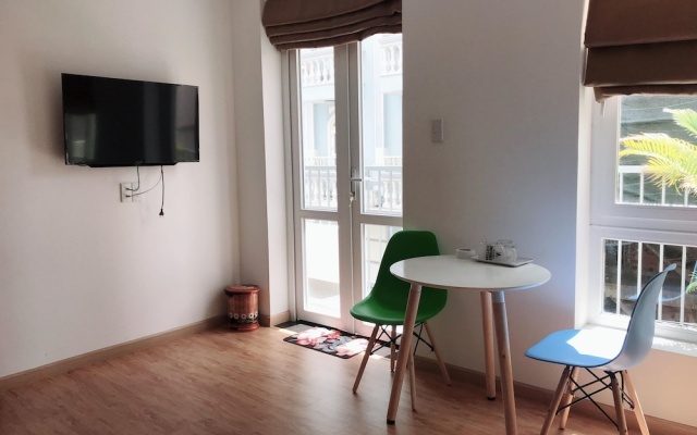 Crown Apartment – Guest Rooms – Ho Chi Minh City
