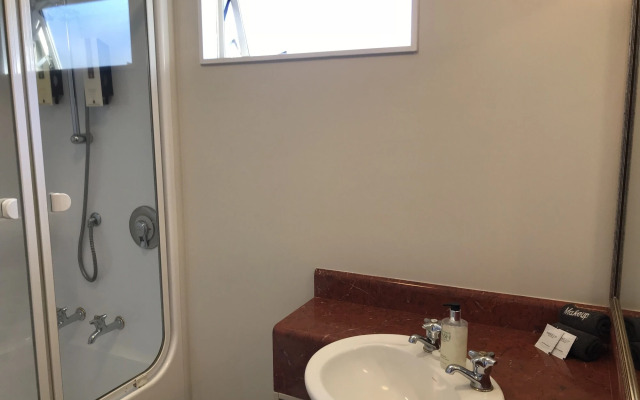 Tuscana Motor Lodge