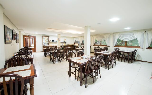 Tri Hotel Lago Gramado