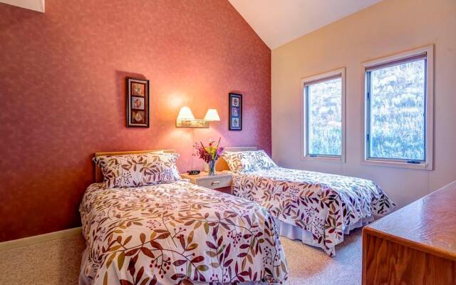 Hotel 1115 Lowell Avenue