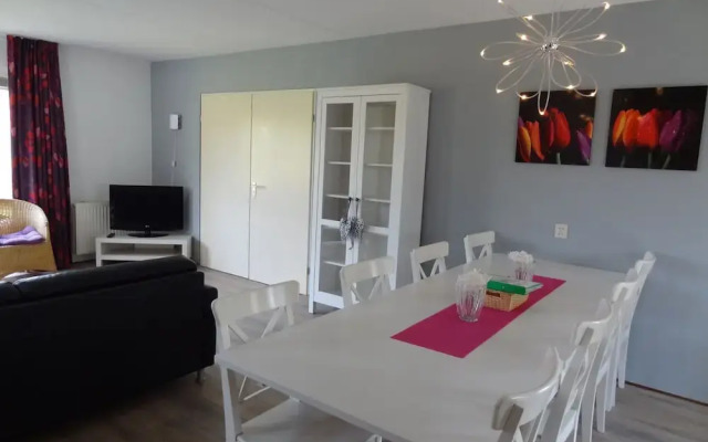 Spacious Holiday Home With Sauna Near Beach