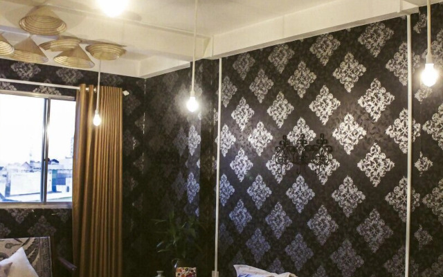 NHÀ SAIGON | Rustic Style & Spacious Room L1