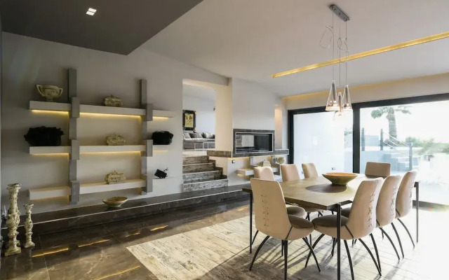 Villa Selenia Gold