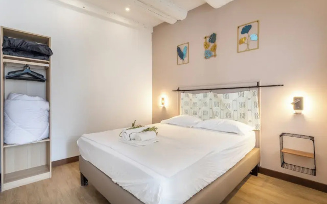 Adira Marseille Panier