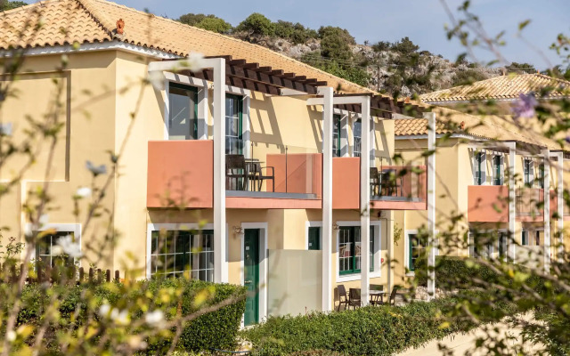 Louis Apostolata Resort and Spa