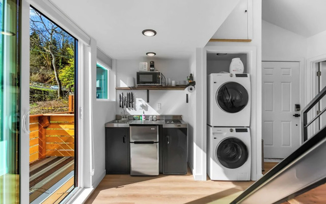 Sleek & Stylish Urban Loft