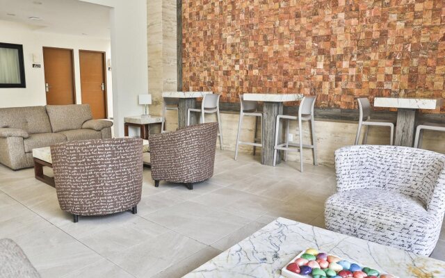 Hotel Grand Fifty Suites