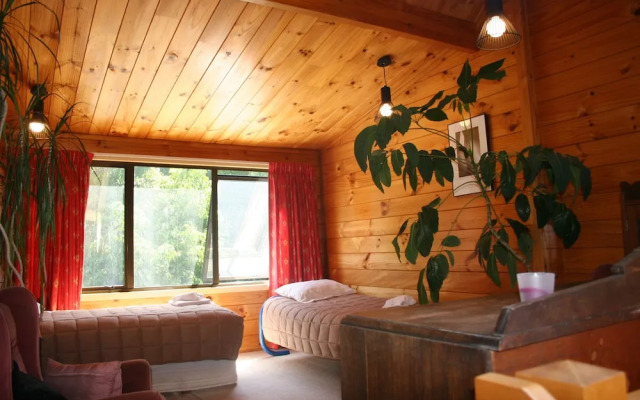 Walnut Grove Lodge