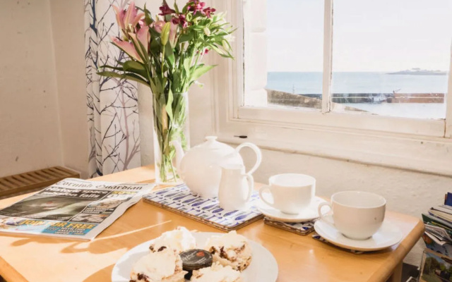 Cliff Cottage