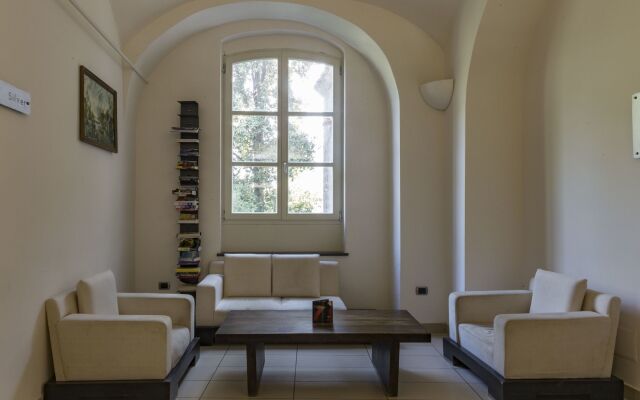 Seven Hostel