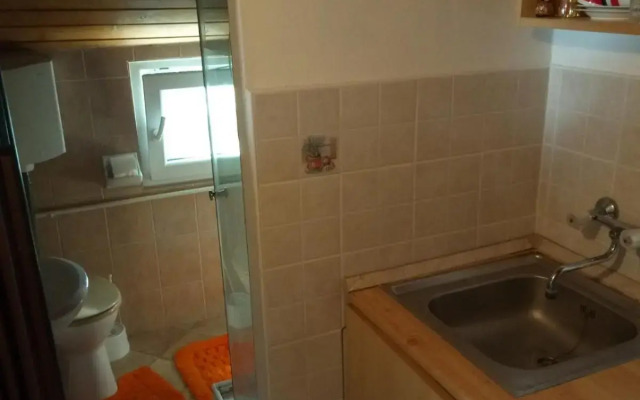 Karos Centrál Apartmanház