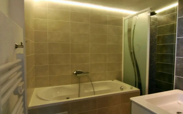 Beautiful House With Dishwasher Near the Popular St. Maxime