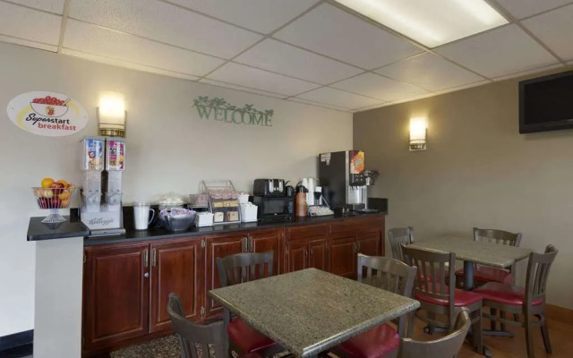 Super 8 Motel - Bridgeview/Chicago Area