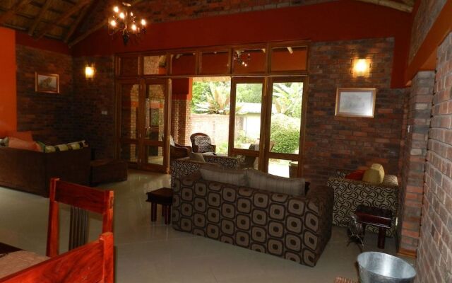 Kutandara Lodges