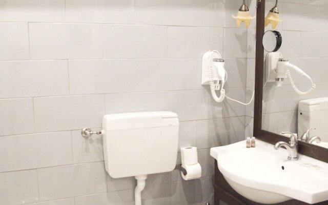 Sermoneta Apartments