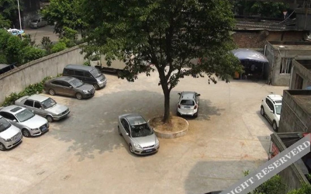 Xuefu Business Hostel