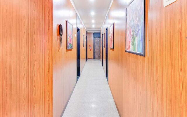 OYO 30764 Hotel Jj International