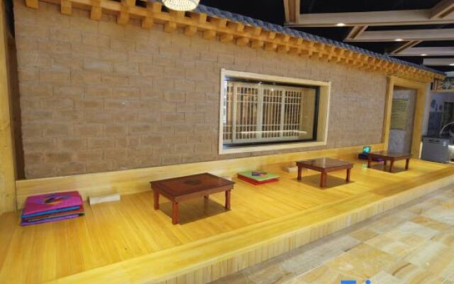 San Wennuan Spa Hotel
