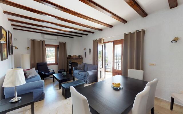 Villa Moraira Rouillon