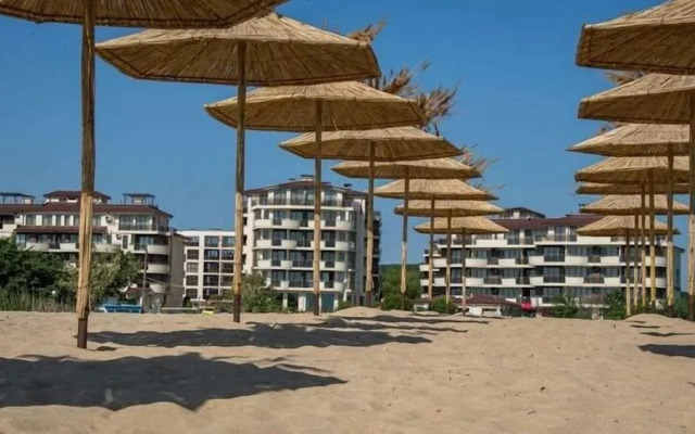 Long Beach Resort And Spa