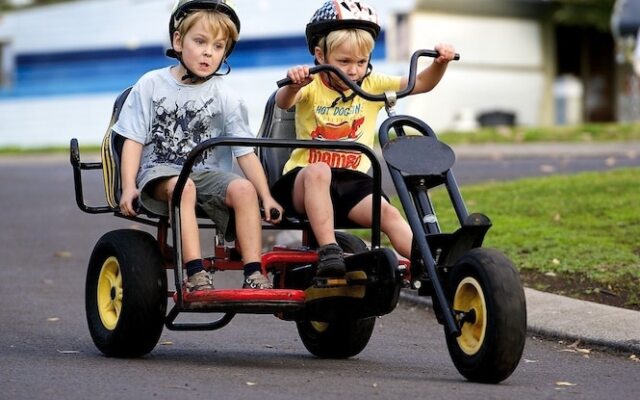 Lakes And Craters Holiday Park