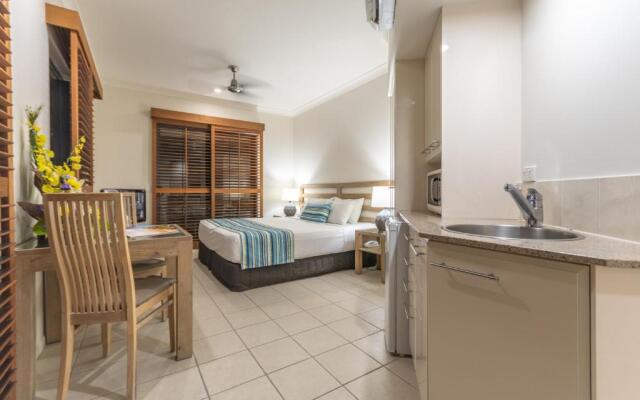 Meridian Port Douglas - Adults only