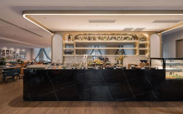 Shanghai Wujiaochang INNO Chuangzhi Atour X Hotel