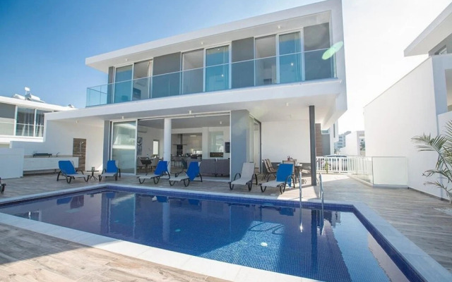 Villa Nika AQ Ol17