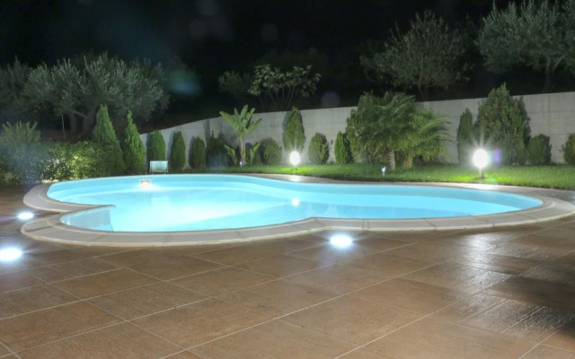 Belvilla by OYO Villa Rita