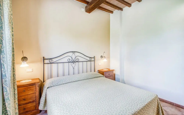 Melagrana Family Apt shared Pool,Volterra